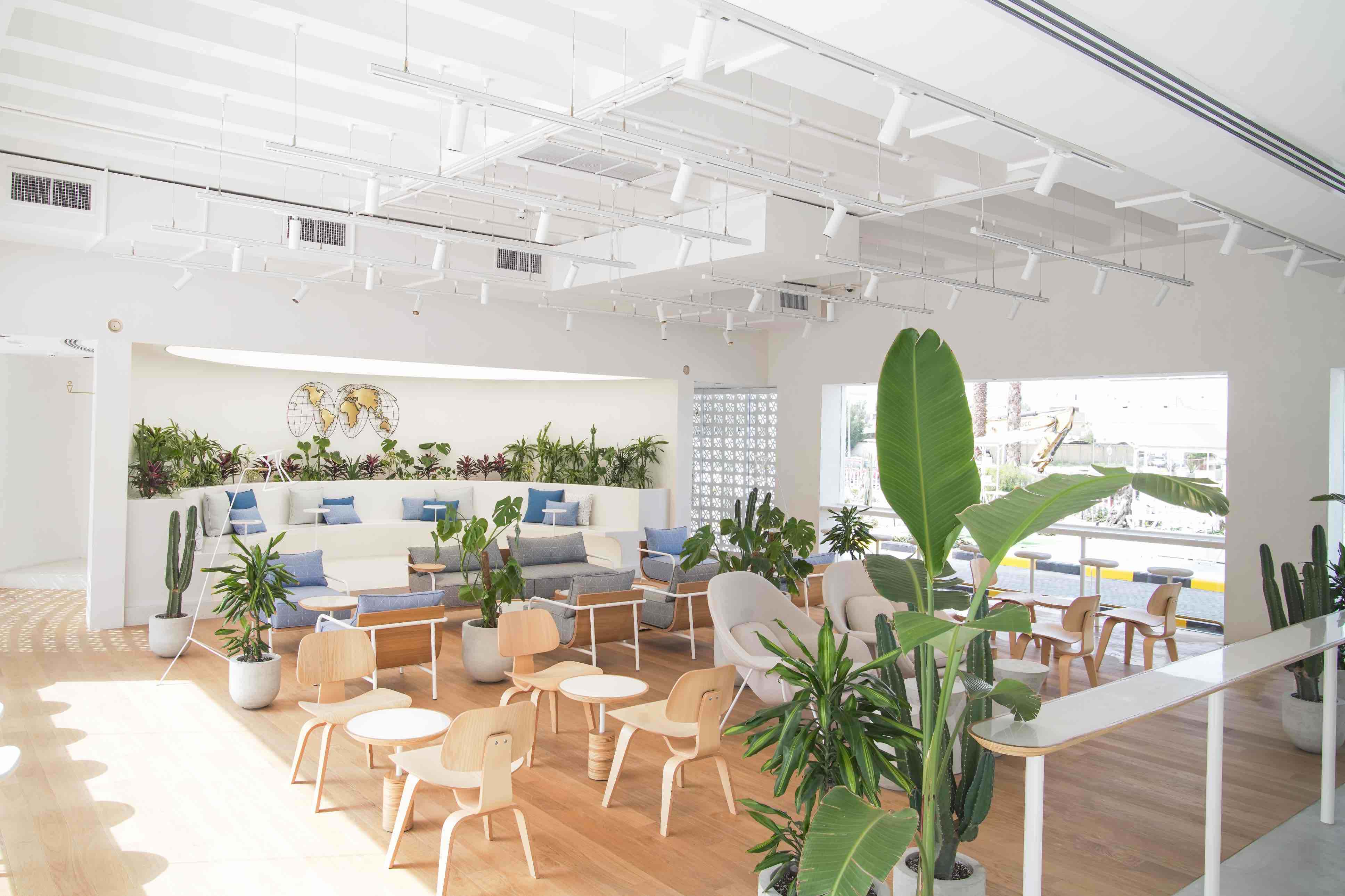 % ΔRΔBICΔ  Kuwait Third Ring Road Drive Thru